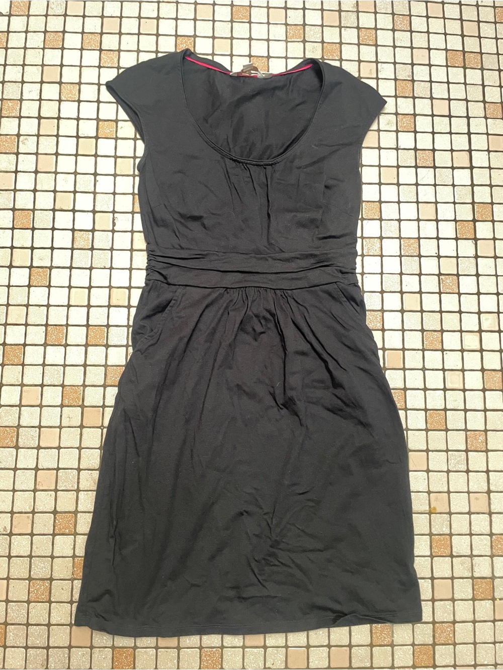 Boden Black Scoop-Neck Midi Dress